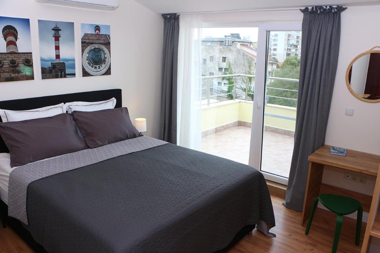 Shik & Chic In The Heart Of Burgas # 5Min From Beach # New 外观 照片