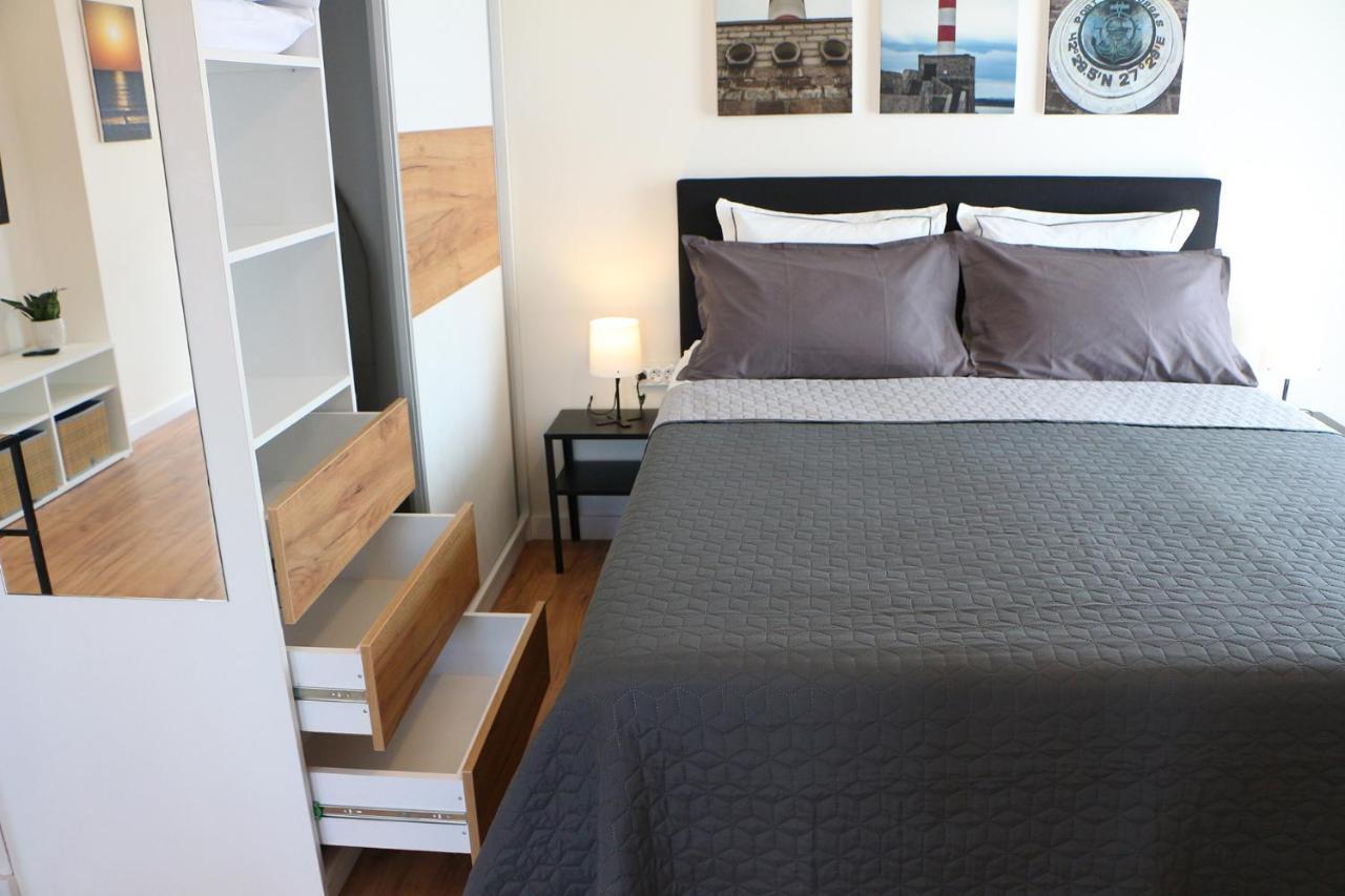 Shik & Chic In The Heart Of Burgas # 5Min From Beach # New 外观 照片