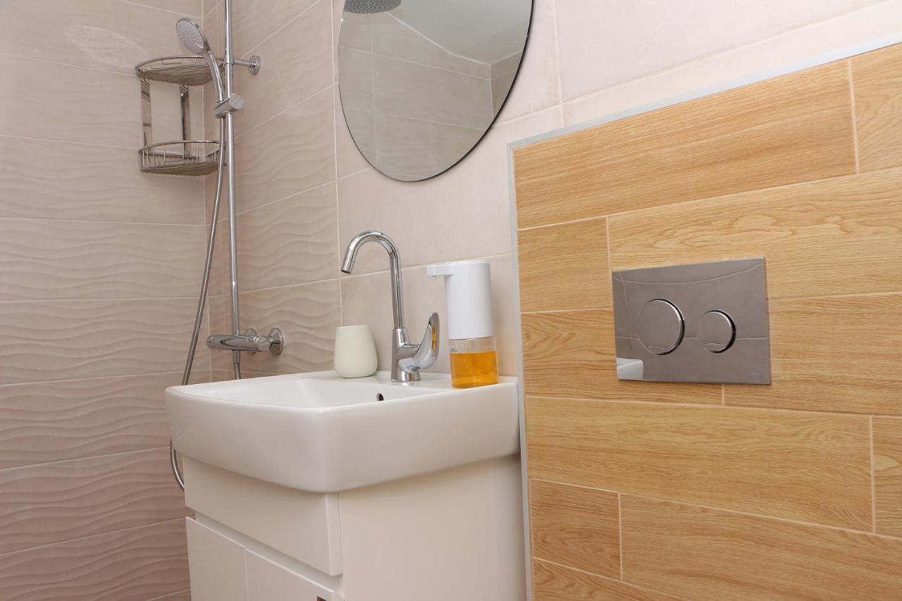 Shik & Chic In The Heart Of Burgas # 5Min From Beach # New 外观 照片