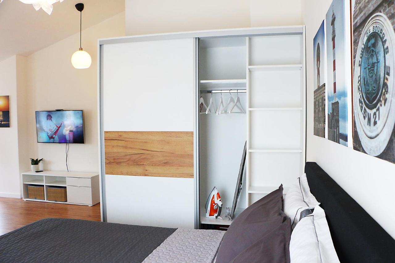 Shik & Chic In The Heart Of Burgas # 5Min From Beach # New 外观 照片