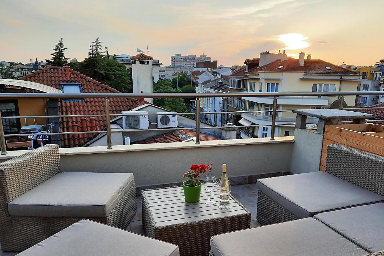 Shik & Chic In The Heart Of Burgas # 5Min From Beach # New 外观 照片